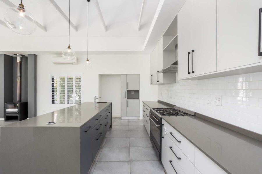 To Let 4 Bedroom Property for Rent in Val De Vie Estate Western Cape